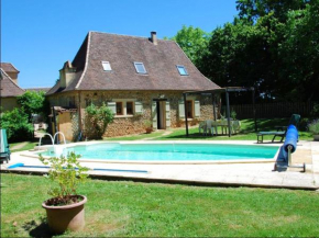 Maison d'une chambre avec piscine privee jardin amenage et wifi a Sainte Alvere